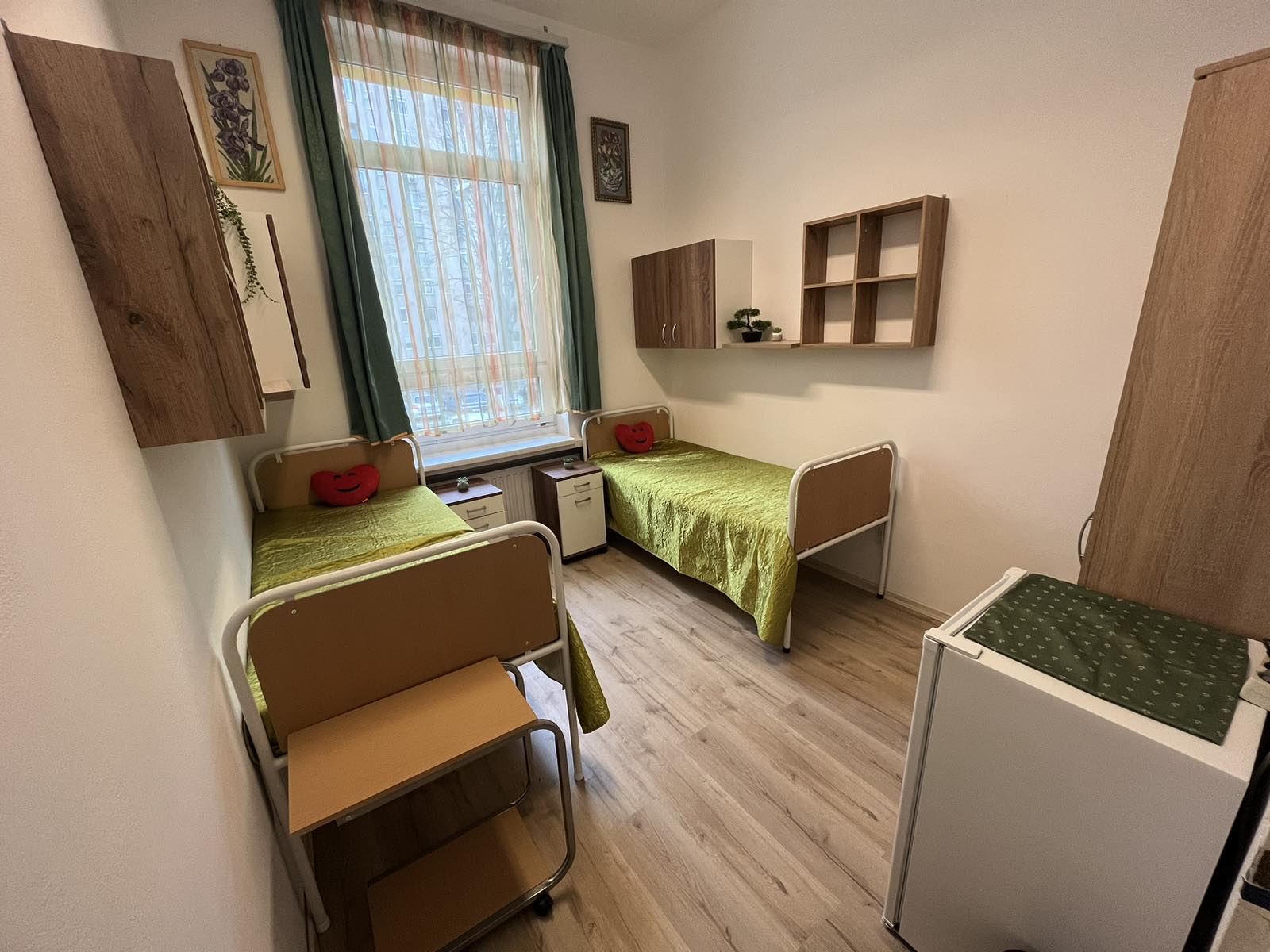 3 fős apartman – 2 ágyas szobája 3